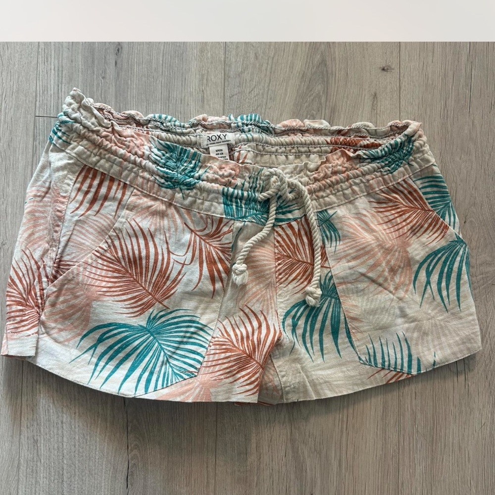 Roxy Women's Palm-Print Drawstring Shorts - Coral & Teal